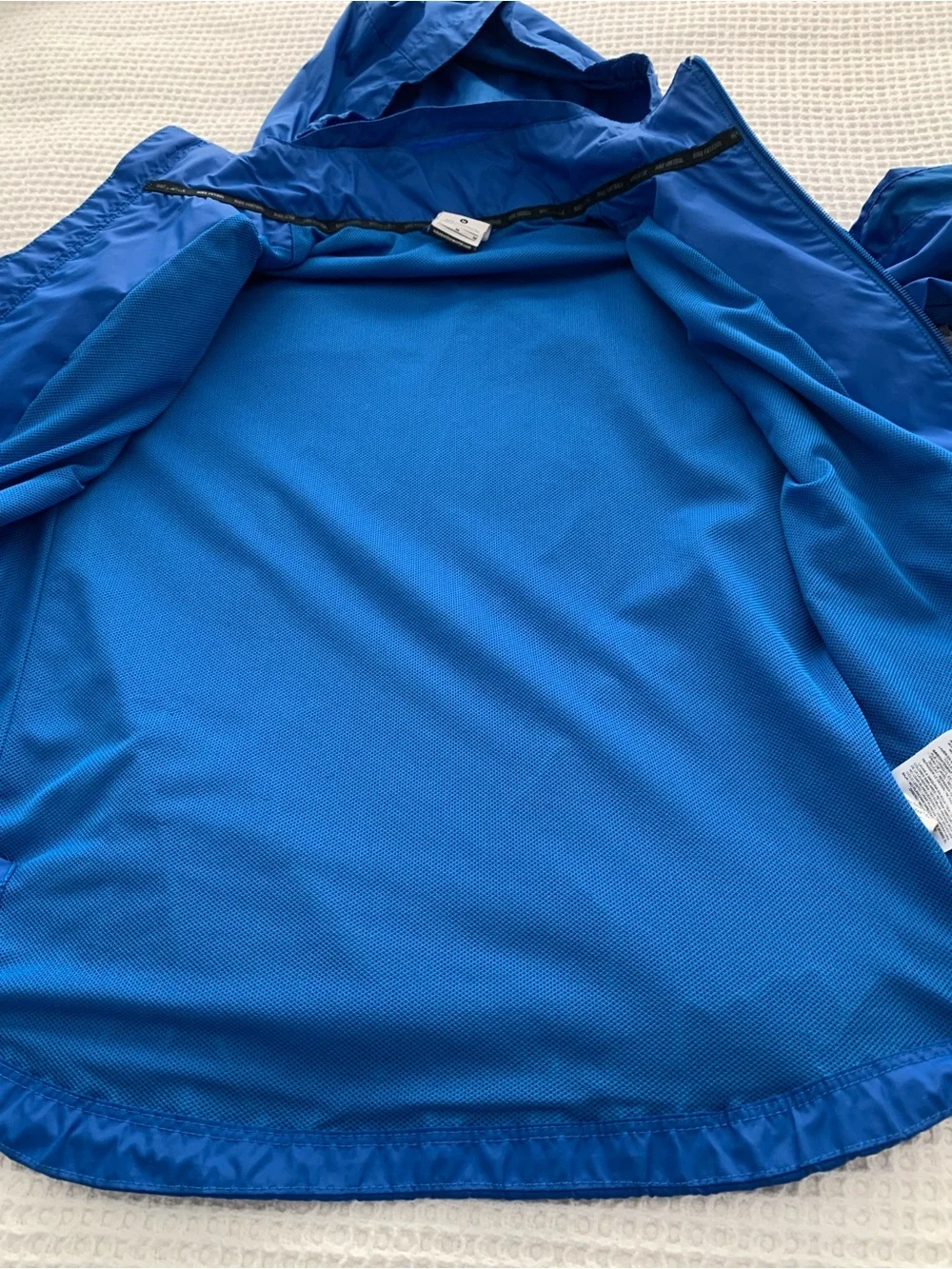 Nike lightweight windbreaker
